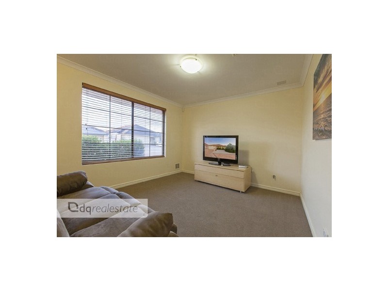 24 Chisholm Link, Madeley WA 6065