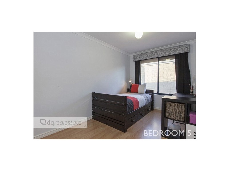 24 Chisholm Link, Madeley WA 6065