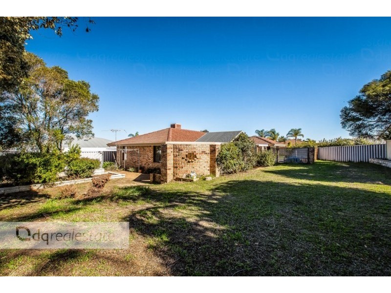 12 Ellis Grove, Woodvale WA 6026