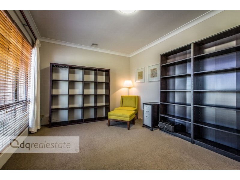 12 Ellis Grove, Woodvale WA 6026