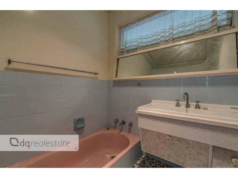 6 Vincent Avenue, Westminster WA 6061