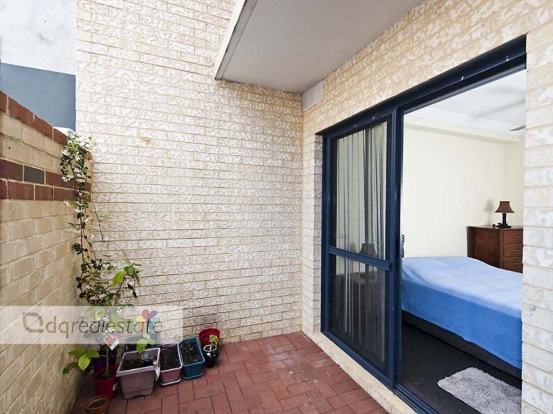 1/81 Grand Boulevard, Joondalup WA 6027