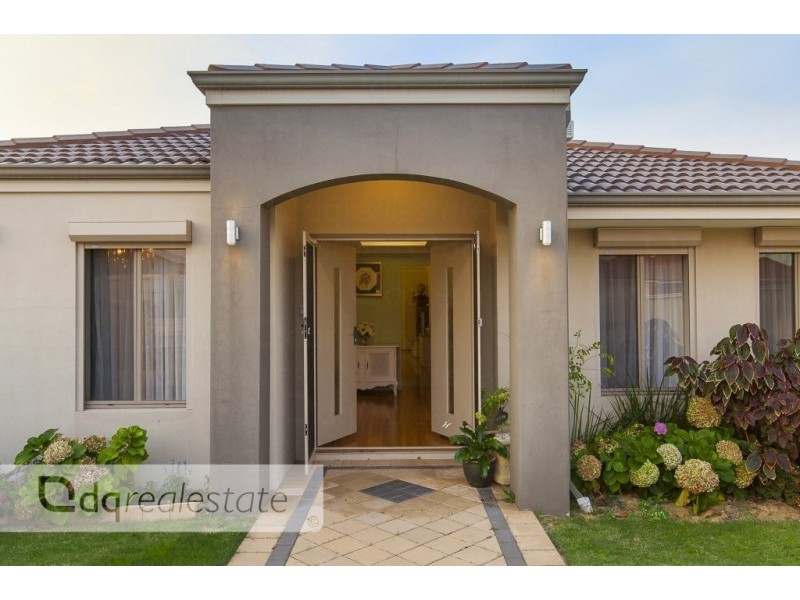 21 Landsdale Road, Darch WA 6065