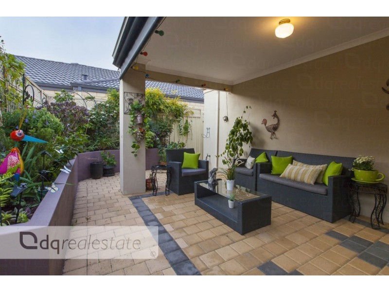 21 Landsdale Road, Darch WA 6065