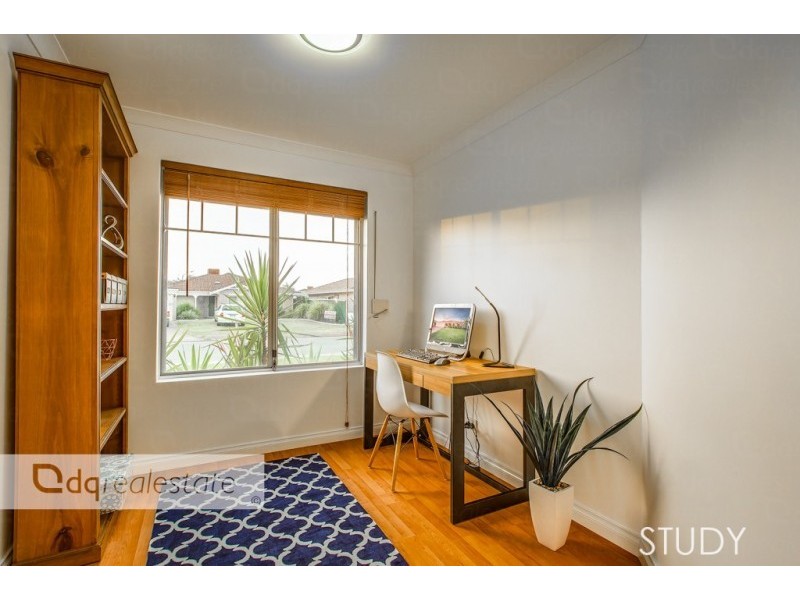 21 Allington Avenue, Ballajura WA 6066