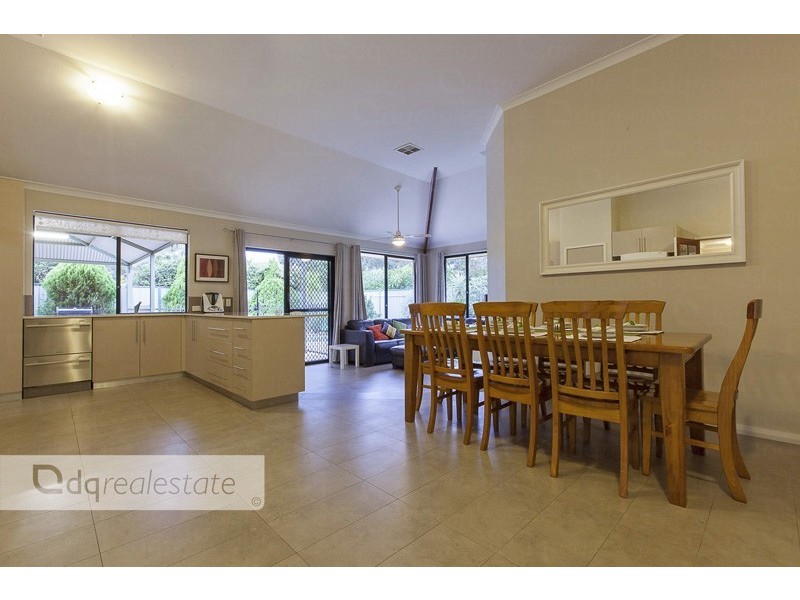 35 Rockdale Pass, Landsdale WA 6065