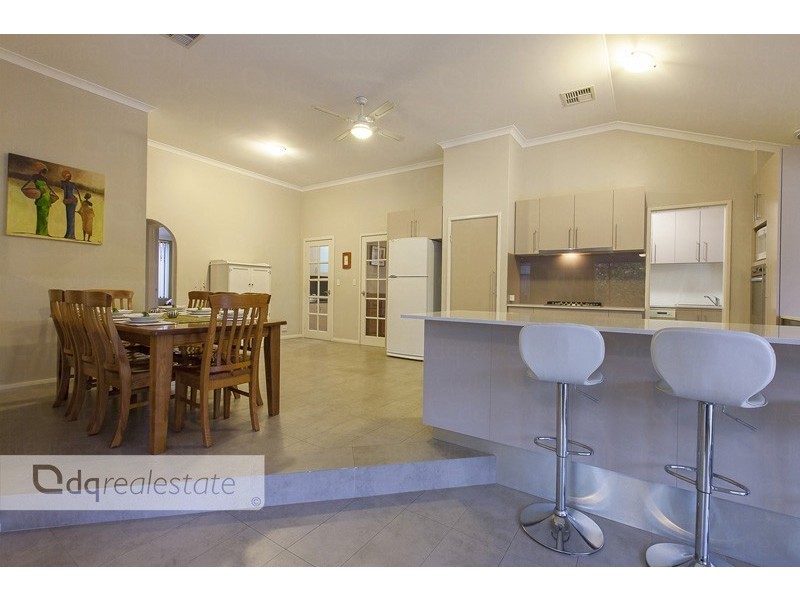 35 Rockdale Pass, Landsdale WA 6065