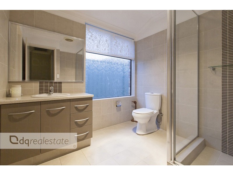 35 Rockdale Pass, Landsdale WA 6065