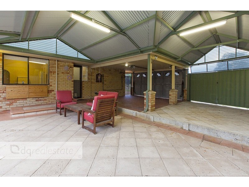 35 Rockdale Pass, Landsdale WA 6065