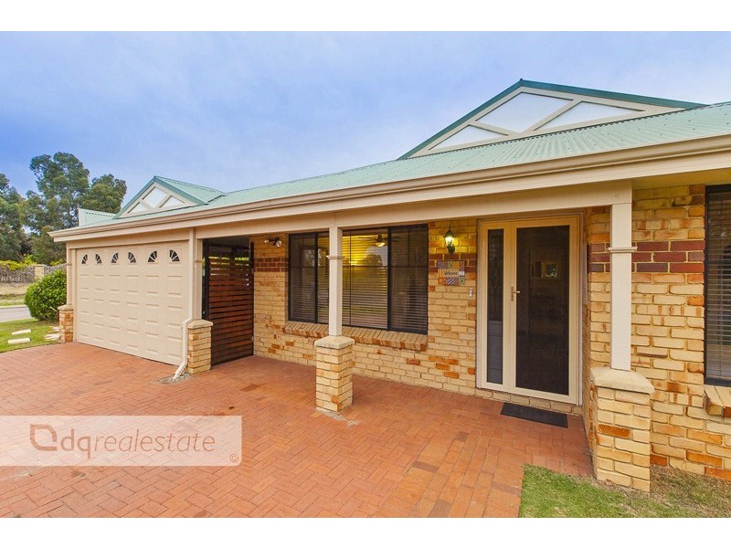35 Rockdale Pass, Landsdale WA 6065