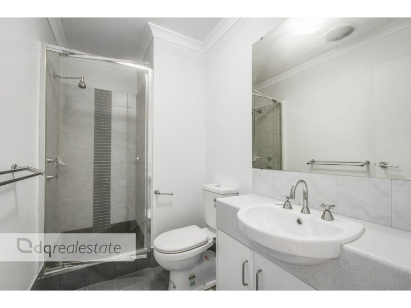 11 Hoypoy Gardens, Darch WA 6065