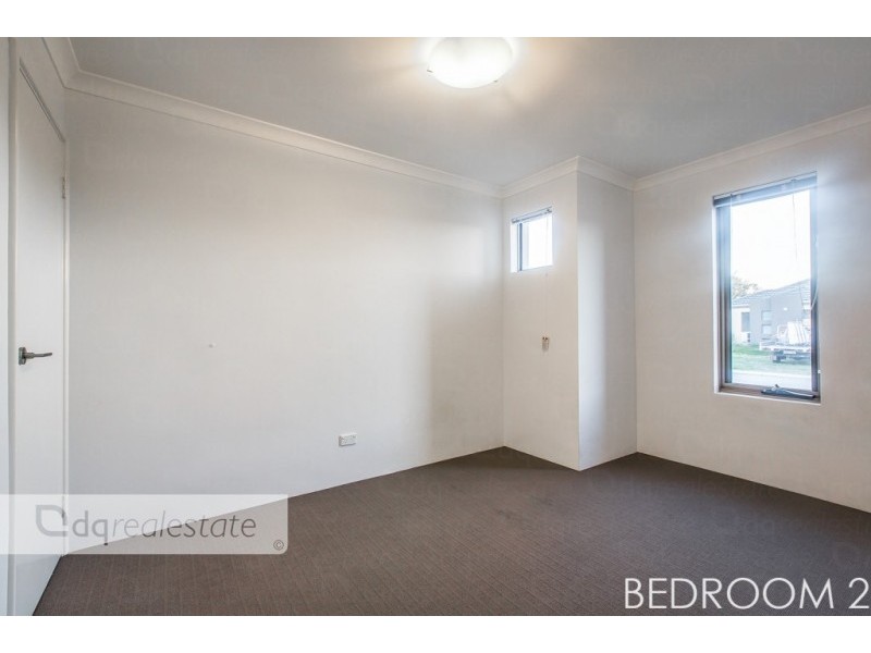 11 Hoypoy Gardens, Darch WA 6065