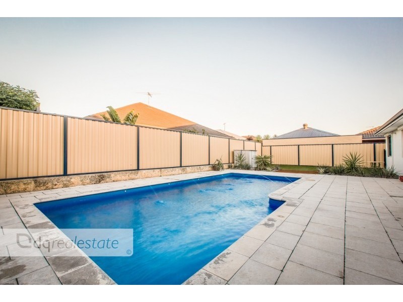 19 Goshawk Street, Tapping WA 6065