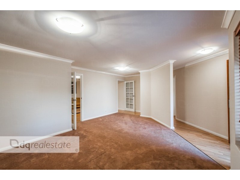 6 Pineview Place, Landsdale WA 6065