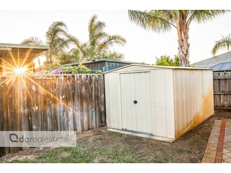 6 Pineview Place, Landsdale WA 6065