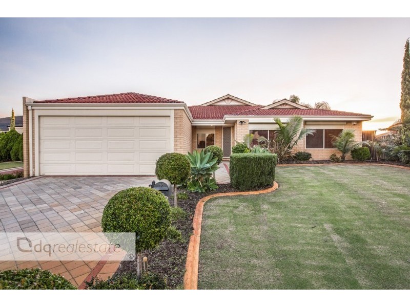 6 Pineview Place, Landsdale WA 6065