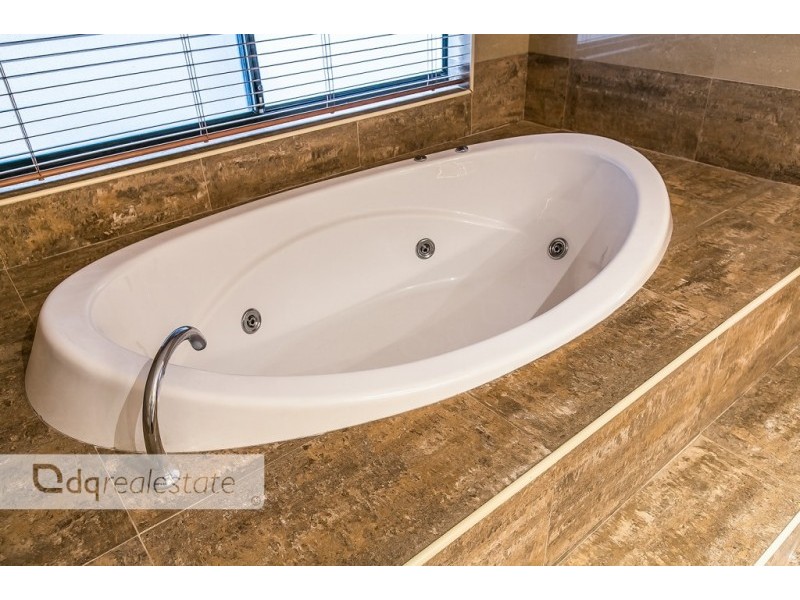 3 Graceland Avenue, Landsdale WA 6065