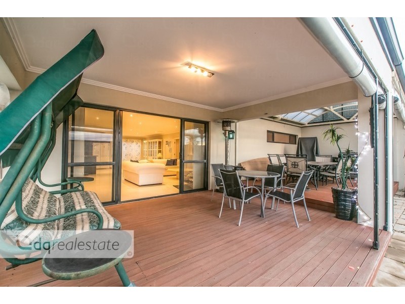 3 Graceland Avenue, Landsdale WA 6065