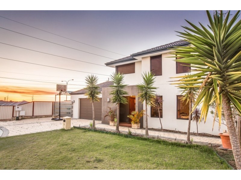 3 Graceland Avenue, Landsdale WA 6065