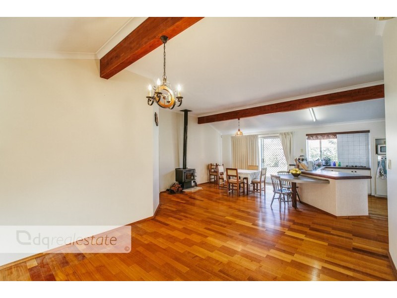 27 Laurelston Heights, Woodvale WA 6026