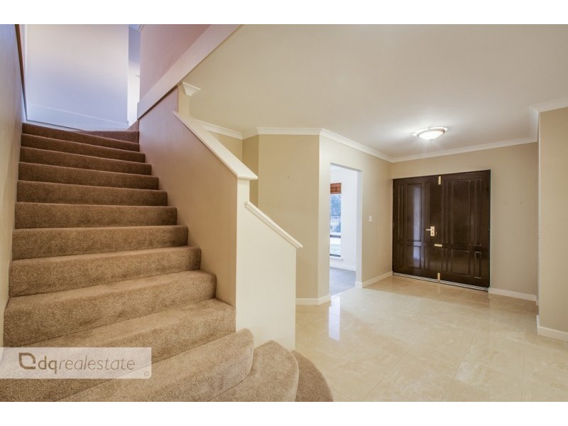 2 Dainfern Loop, Madeley WA 6065