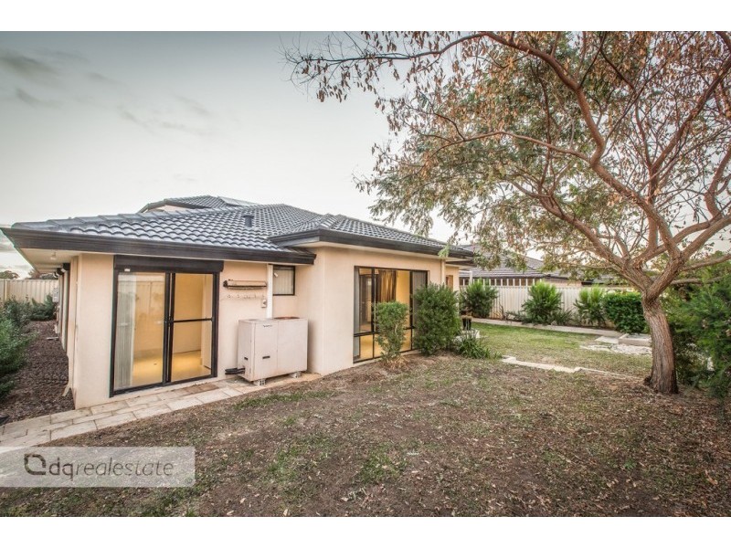 2 Dainfern Loop, Madeley WA 6065