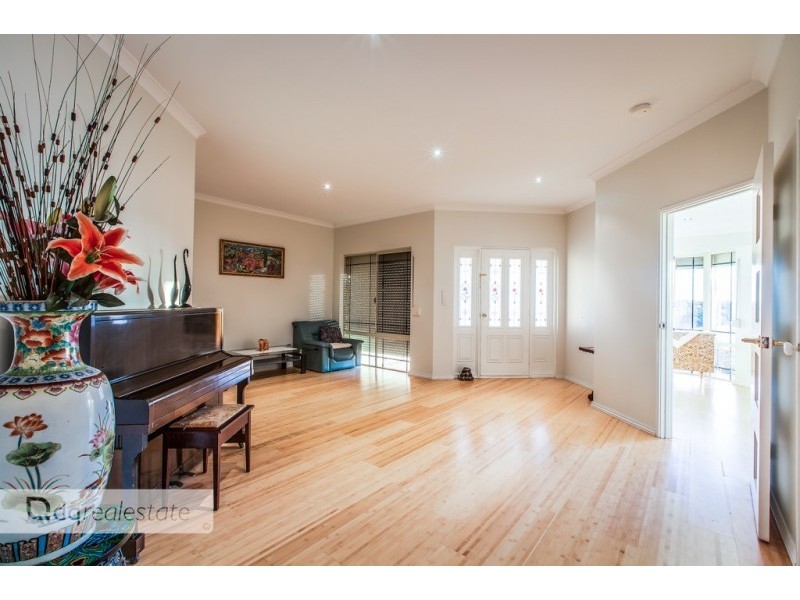 20 Rockdale Pass, Landsdale WA 6065