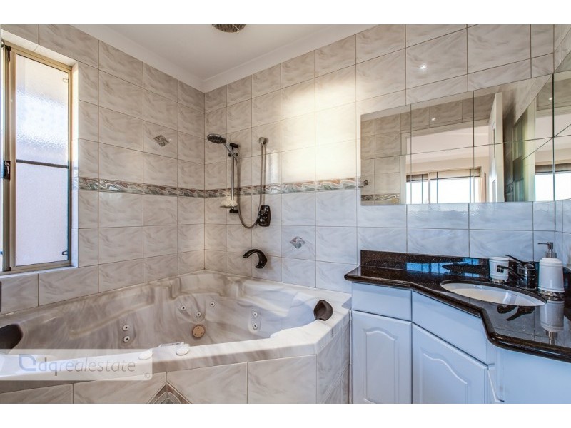 20 Rockdale Pass, Landsdale WA 6065