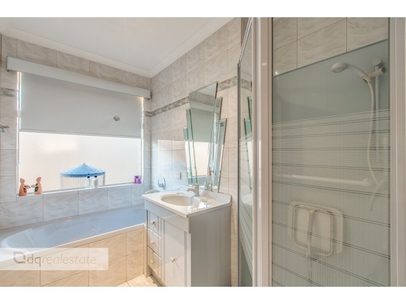 20 Rockdale Pass, Landsdale WA 6065