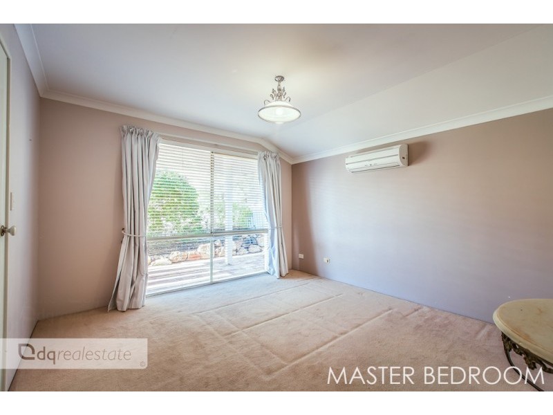 15 Acheson Crescent, Woodvale WA 6026