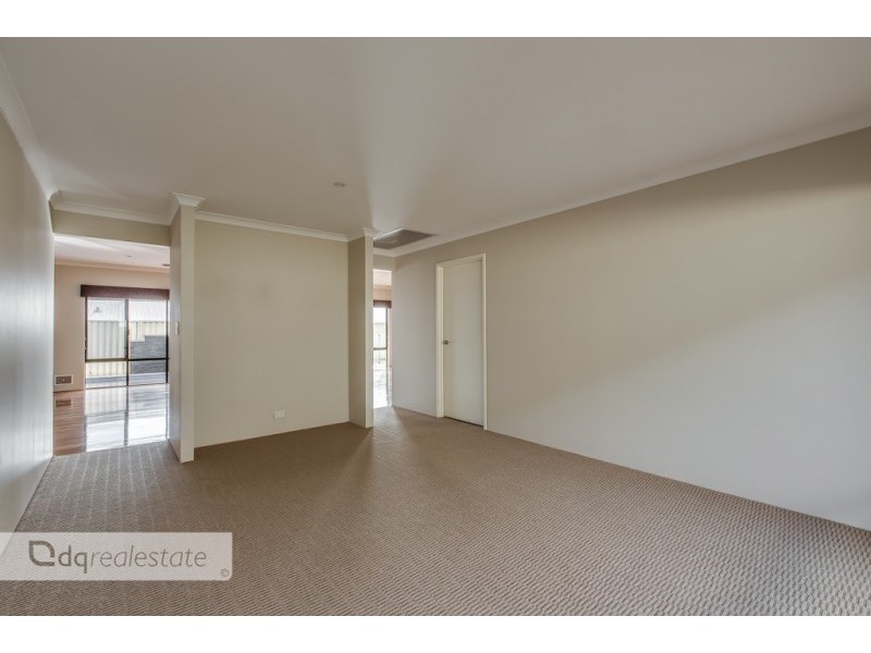 39 Wicklow Circle, Darch WA 6065