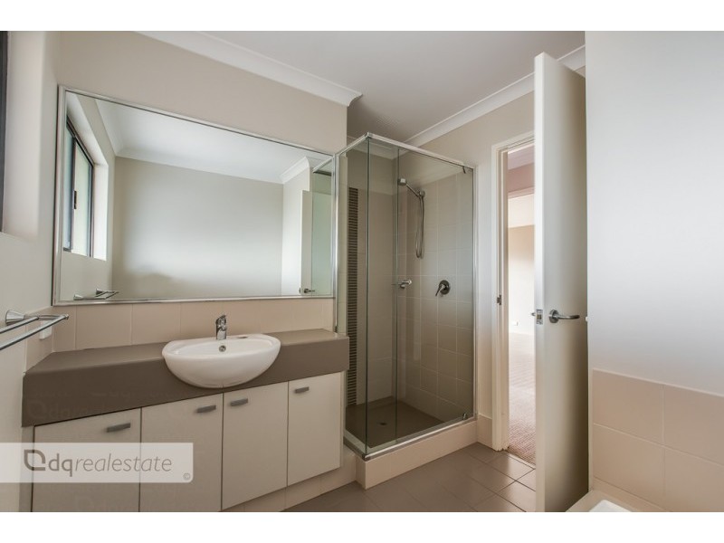 39 Wicklow Circle, Darch WA 6065