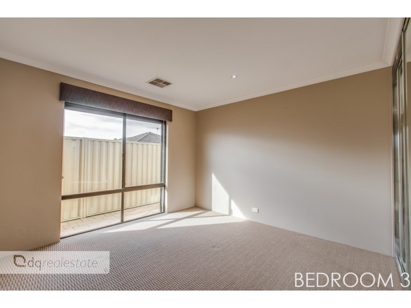 39 Wicklow Circle, Darch WA 6065