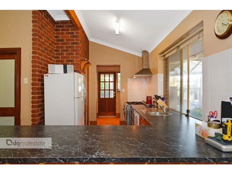 2 Acheson Crescent, Woodvale WA 6026