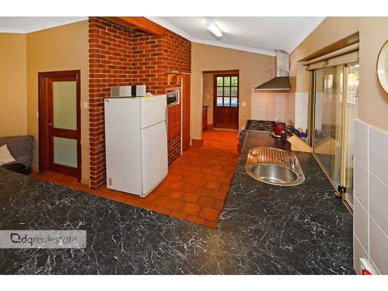 2 Acheson Crescent, Woodvale WA 6026