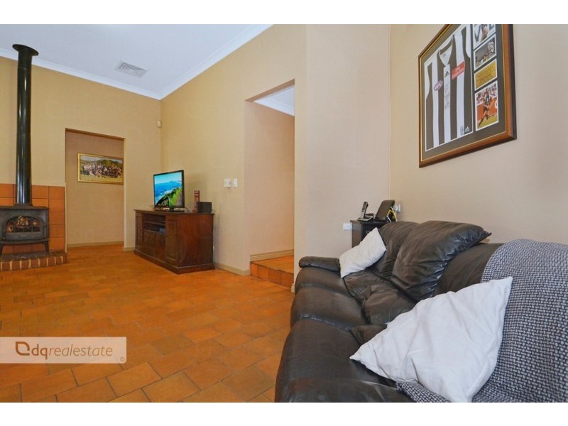 2 Acheson Crescent, Woodvale WA 6026