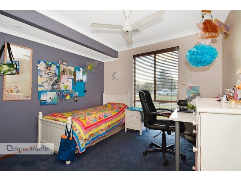 2 Acheson Crescent, Woodvale WA 6026