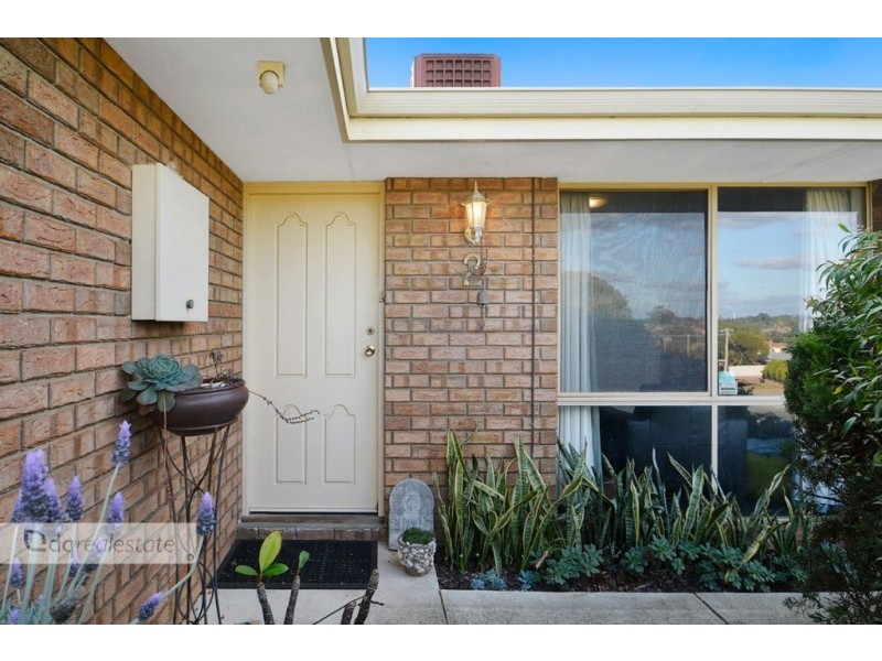 2 Neptune Gardens, Beldon WA 6027