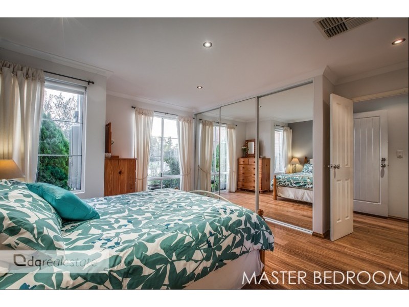 18 Alvarez Parkway, Tapping WA 6065