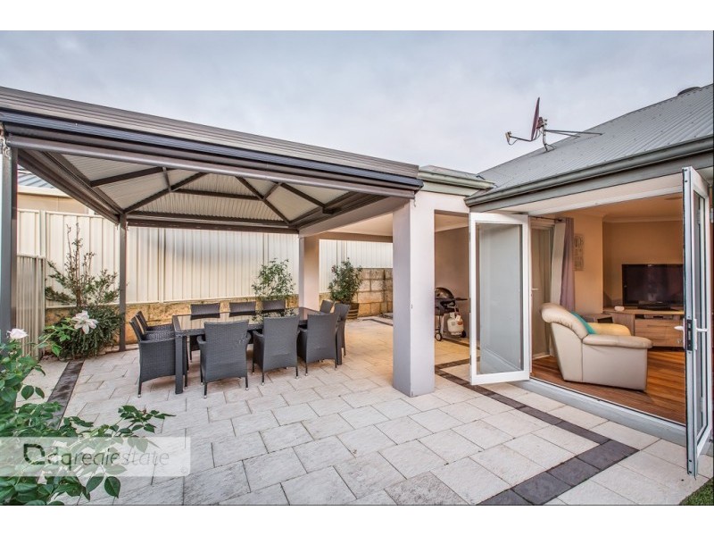 18 Alvarez Parkway, Tapping WA 6065