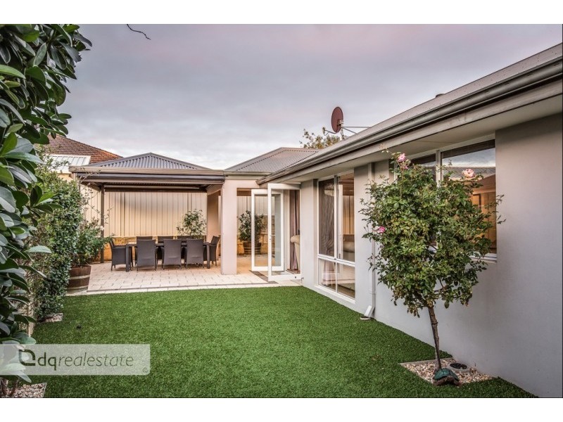 18 Alvarez Parkway, Tapping WA 6065