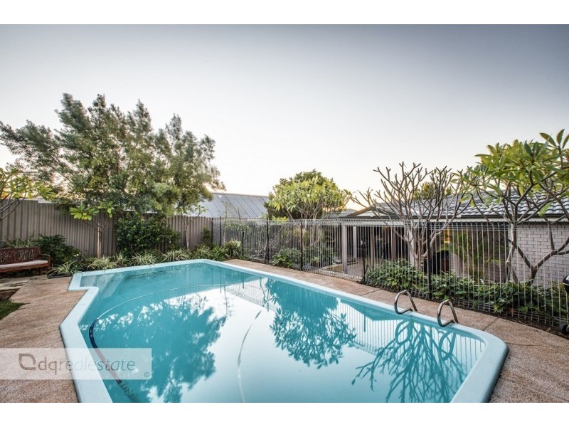 20 Ensign Way, Beldon WA 6027