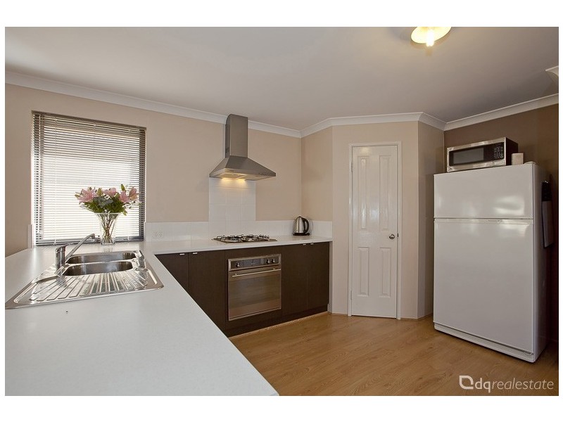 16 Riverlinks Drive, Clarkson WA 6030