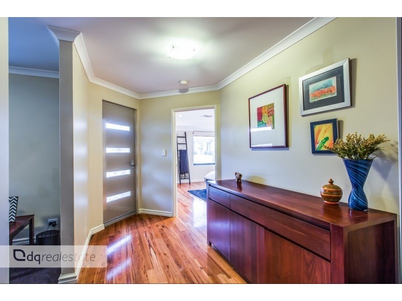 10 Haddon Terrace, Madeley WA 6065