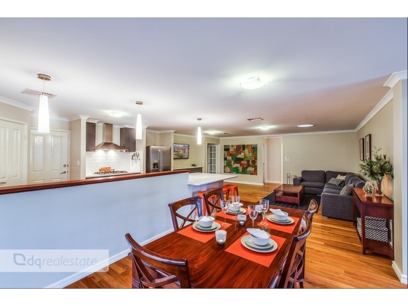 10 Haddon Terrace, Madeley WA 6065