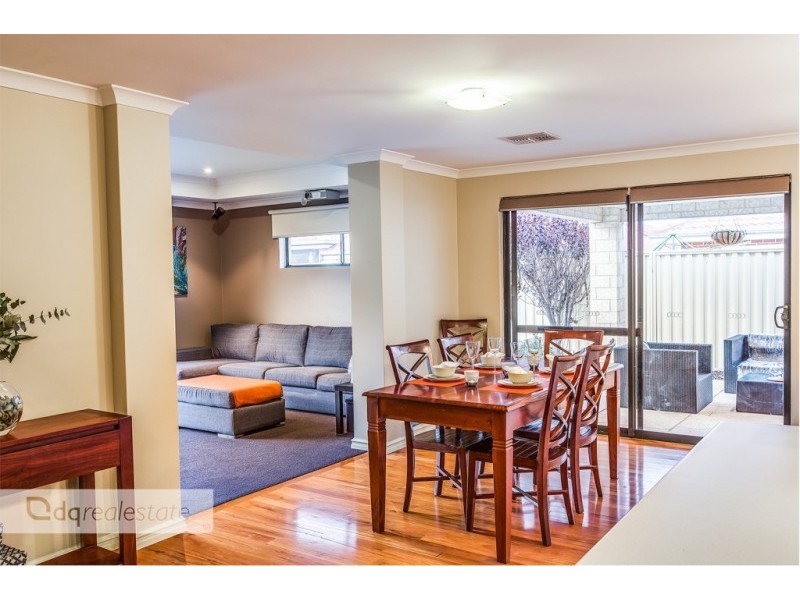 10 Haddon Terrace, Madeley WA 6065