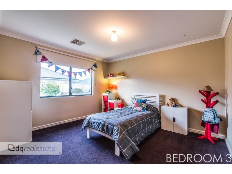 10 Haddon Terrace, Madeley WA 6065