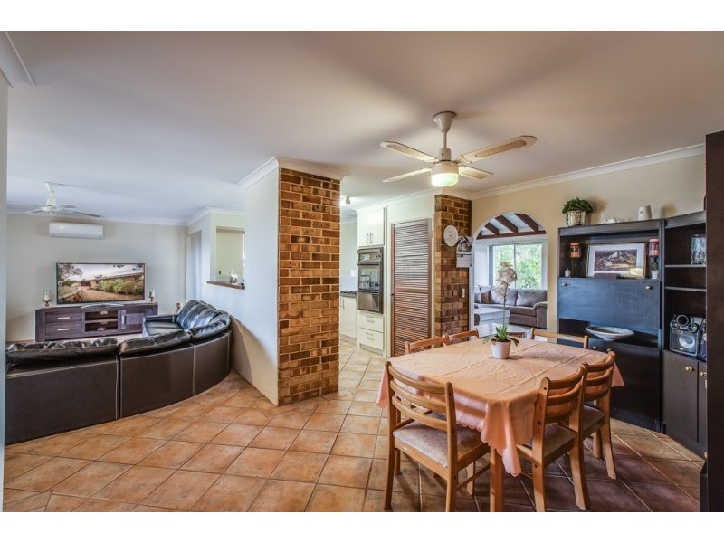 10 The Crest, Woodvale WA 6026