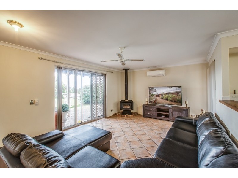 10 The Crest, Woodvale WA 6026