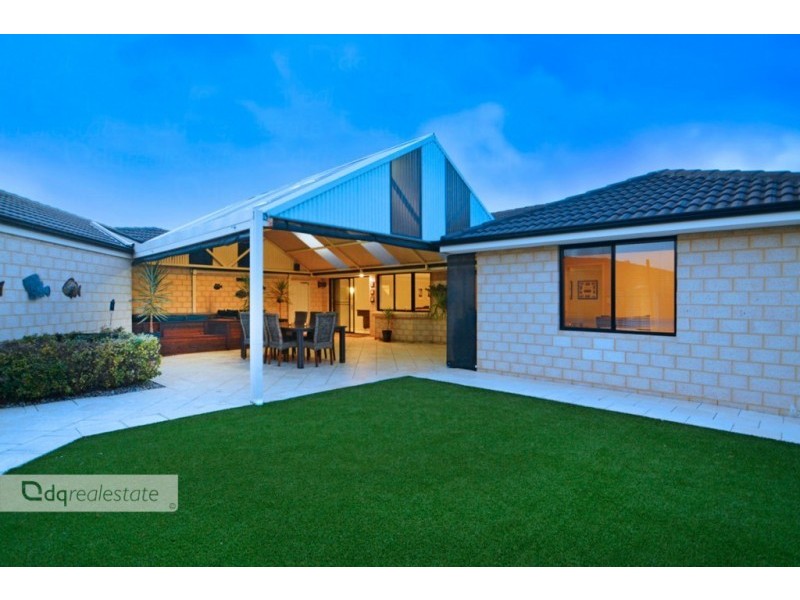 8 Donvale Court, Landsdale WA 6065